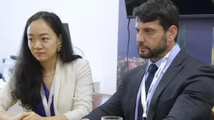 A subsecretária estadual de Biodiversidade, Marie Ikemoto, e o secretário estadual do Ambiente e Sustentabilidade, Bernardo Rossi, responsáveis pelo lançamento de portal sobre a biodiversidade no estado do Rio (Divulgação)