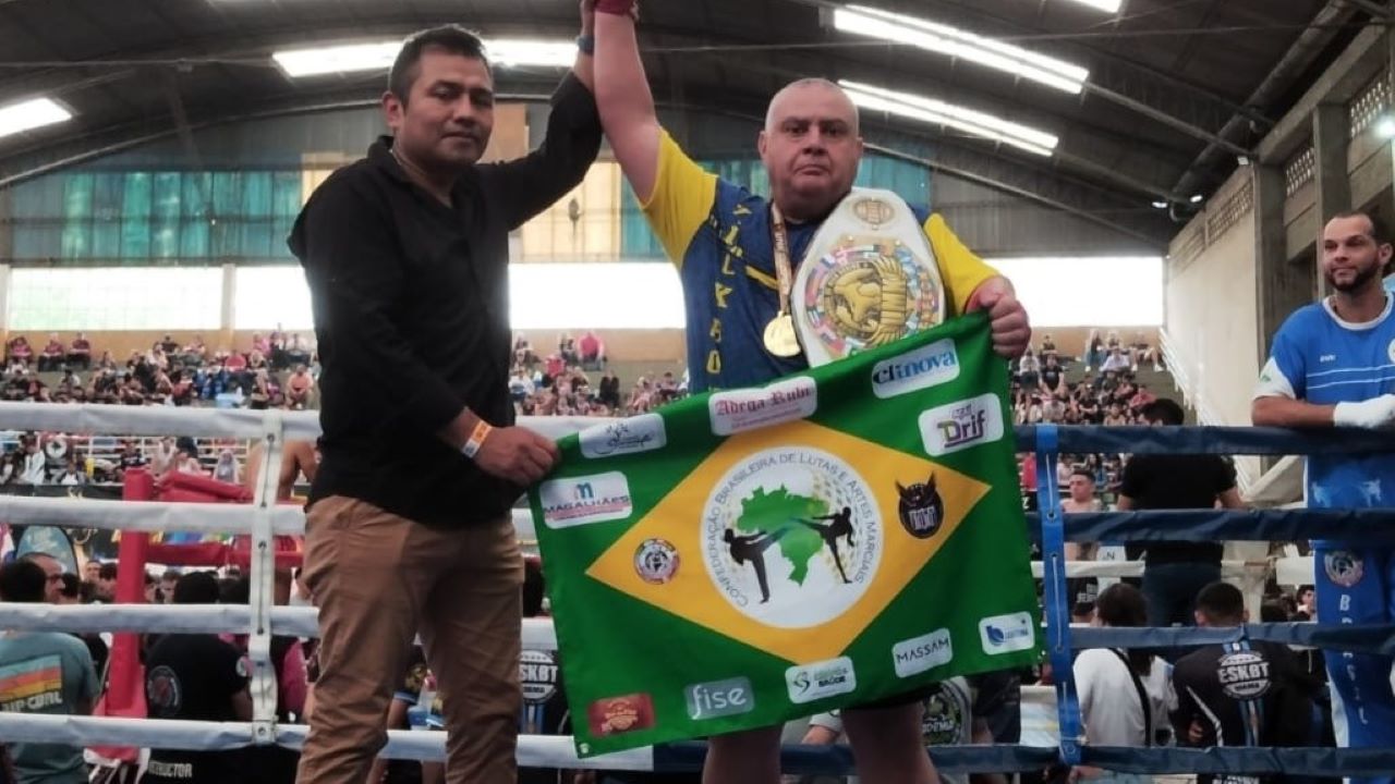 Atleta cordeirense é tricampeão mundial de kickboxing