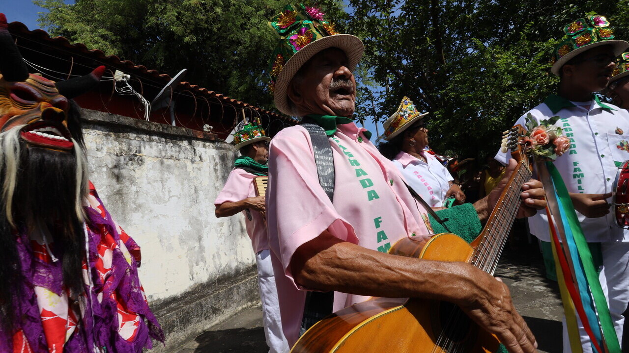 Governador anuncia investimento de mais de R$ 23 milhões no Carnaval do estado