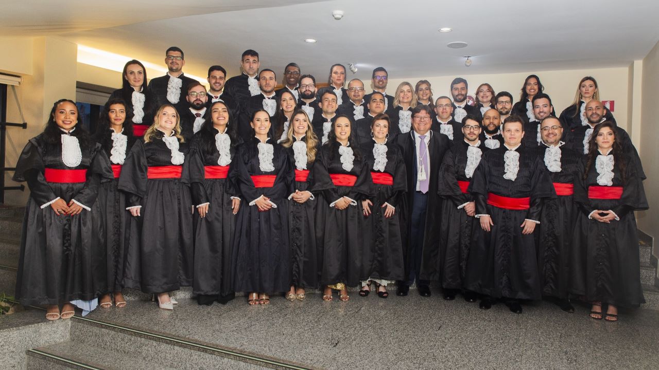 Promotores de Justiça substitutos tomam posse