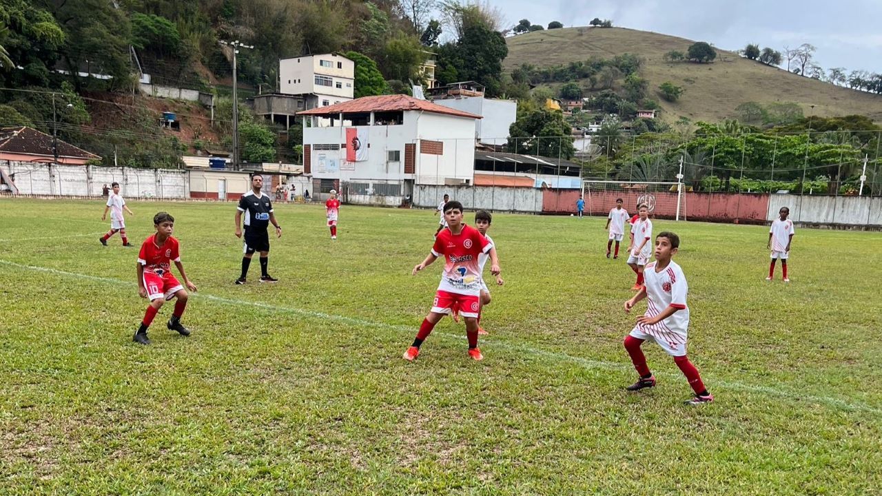 Semifinais do Campeonato do Calcário de Escolinhas de Futebol estão definidas