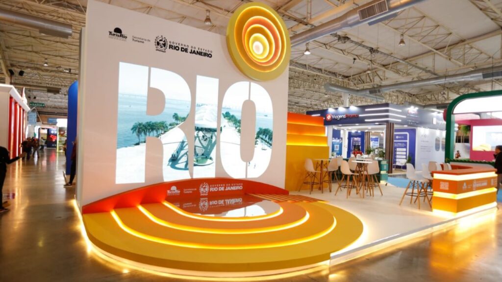 Estande do Rio de Janeiro destaca a belezas do estado em uma ativação instagramável. Crédito: Ascom Setur-RJ