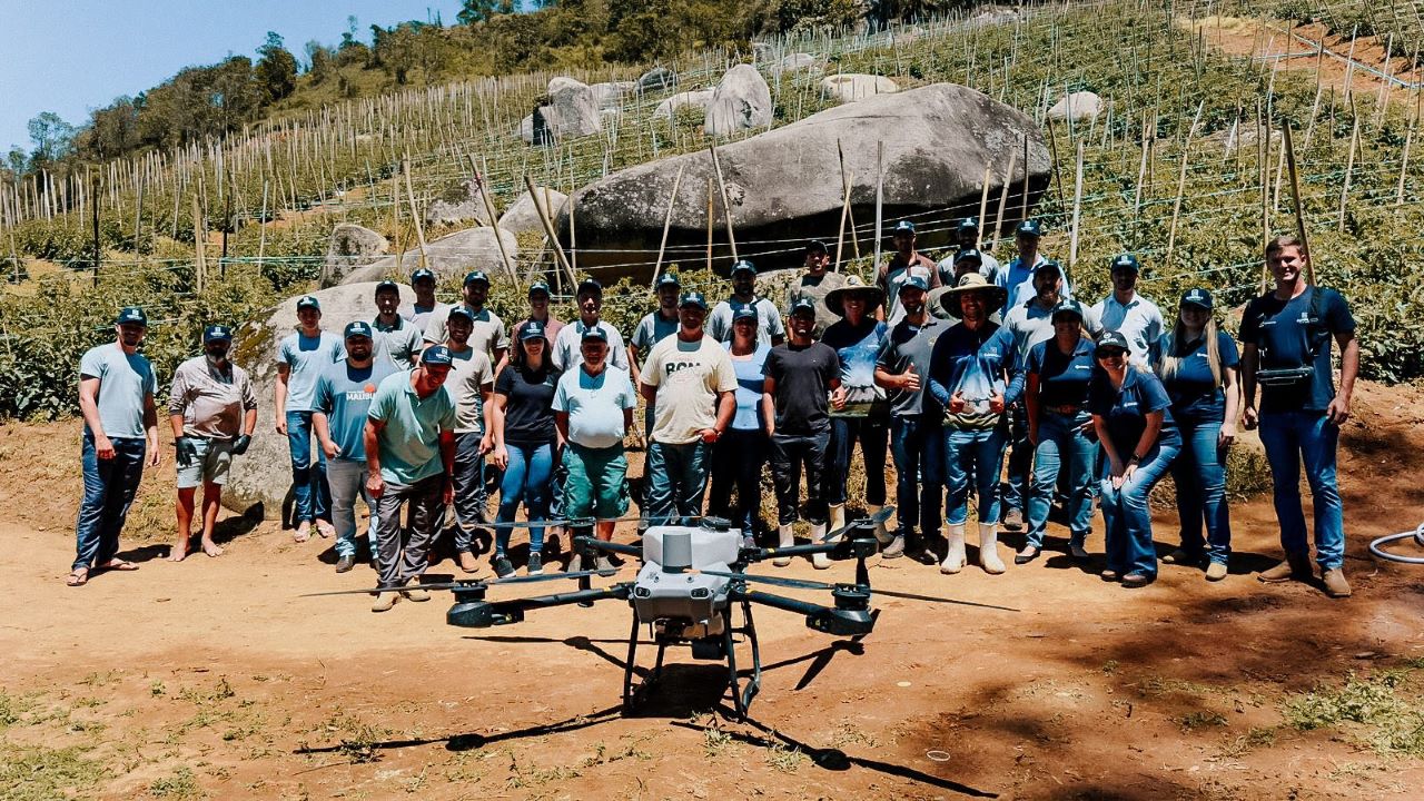 Cresol apresenta novidades aos produtores rurais com dia de campo realizado em Nova Friburgo