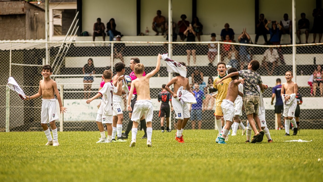 Friburgo Sporting e Guerreirinhos garantem vaga na final da Copa Noroeste de Base