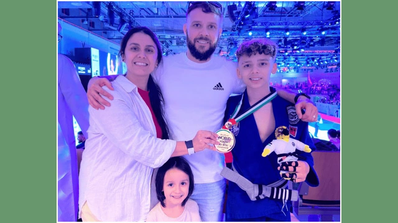 Jovem friburguense é campeão mundial no World Pro Jiu-Jitsu, em Abu Dhabi