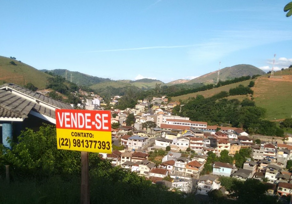 Terreno no loteamento Cruzeiro Bella Vista em Cantagalo