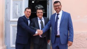 Samuel do Romão toma posse no município do Carmo