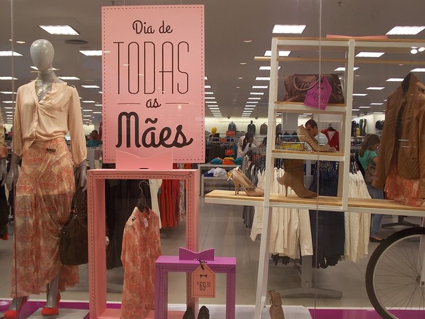 Vendas do Dia das Mães devem movimentar R$ 14,37 bilhões em 2025