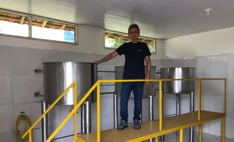 Médico resolve produzir a “Cachaça Rancho do Sol” em Cantagalo