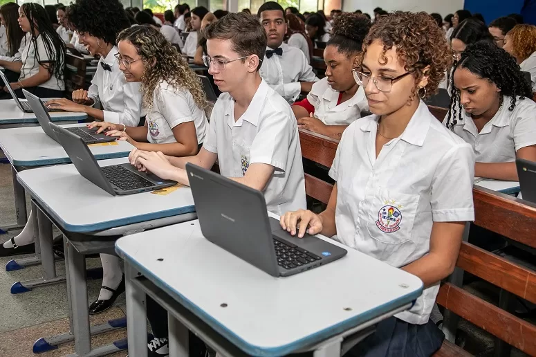 Secretaria de Educação lança plataforma on-line para oferecer orientação vocacional para mais de 100 mil estudantes da rede estadual do Rio