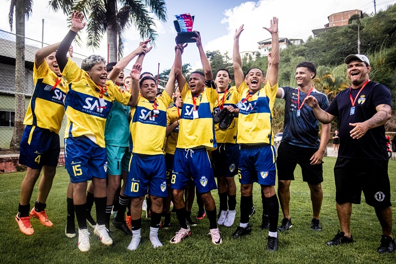Friburgo Sporting é Bicampeão Sub-17 do Intermunicipal de Bom Jardim