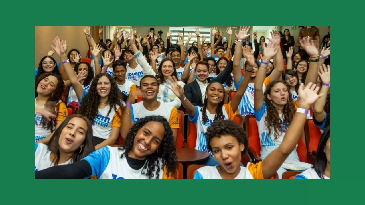 Jovem Repórter 2025: estudantes são capacitados para atuar no dia a dia da profissão