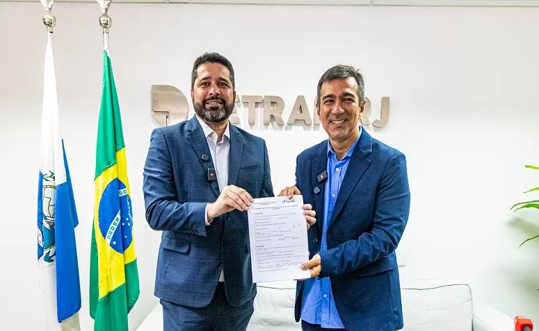 Detran RJ e Correios assinam contrato para  entrega domiciliar gratuita de documentos