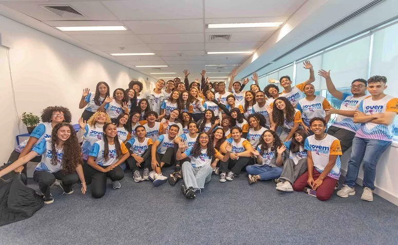 Jovem Repórter 2025: alunos participam de treinamento com profissionais de comunicação