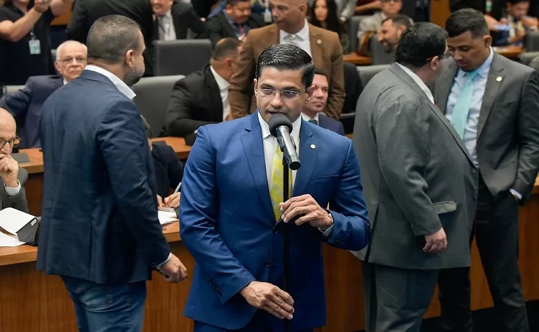 Dia do Parlamentar Juvenil da Alerj pode ser instituído no Calendário Oficial do estado