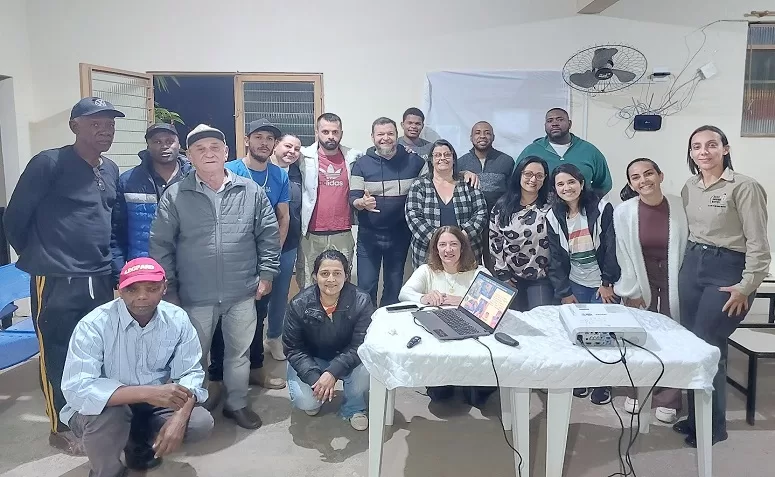 Sala do Empreendedor e SEBRAE oferecem palestras sobre planejamento, organização e controle financeiro para negócios em Macuco