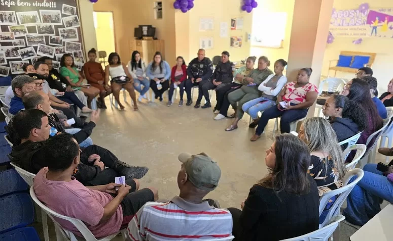 Roda de Conversa ‘Agosto Lilás’, em Macuco, debate a violência contra a mulher