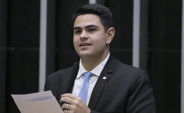 Projeto de lei propõe abrigos públicos para cães e gatos em municípios com mais de 50 mil habitantes