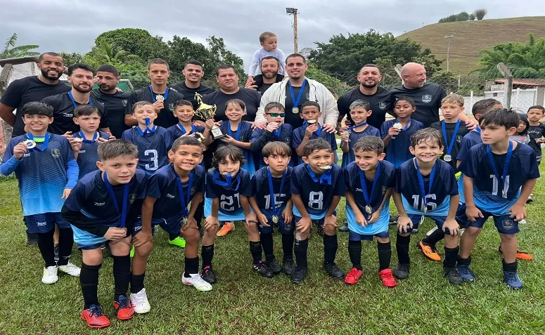 Bom Jardim é campeão da Copinha do Calcário Sub-9