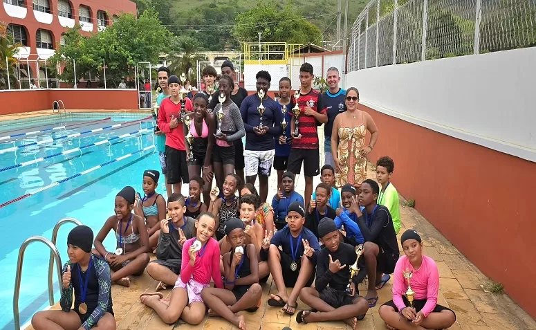 Segunda Copa de Natação é realizada em Macuco