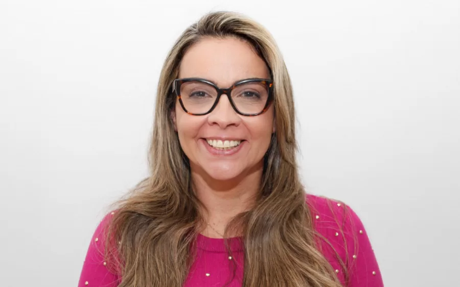 Governador Cláudio Castro nomeia Luciana Calaça como nova secretária de Educação