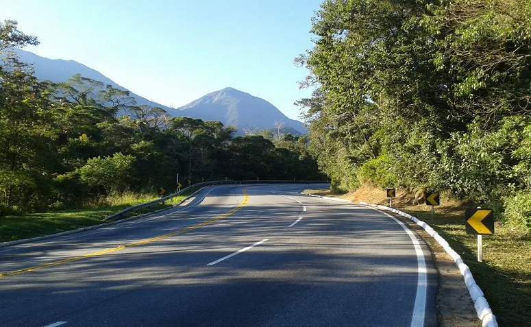 RJ-116 deve receber 170 mil veículos no feriado da Semana Santa