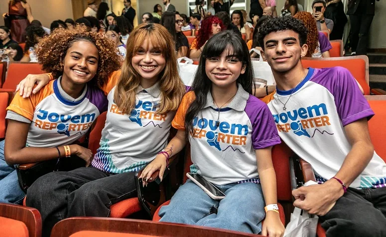Estudantes selecionados para o Jovem Repórter 2026 participam de workshop com profissionais de comunicação