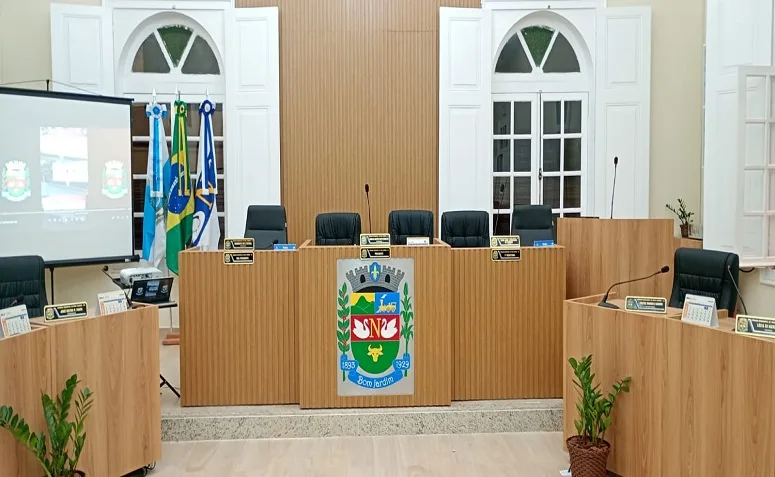 Câmara de vereadores de Bom Jardim reinaugura o plenário