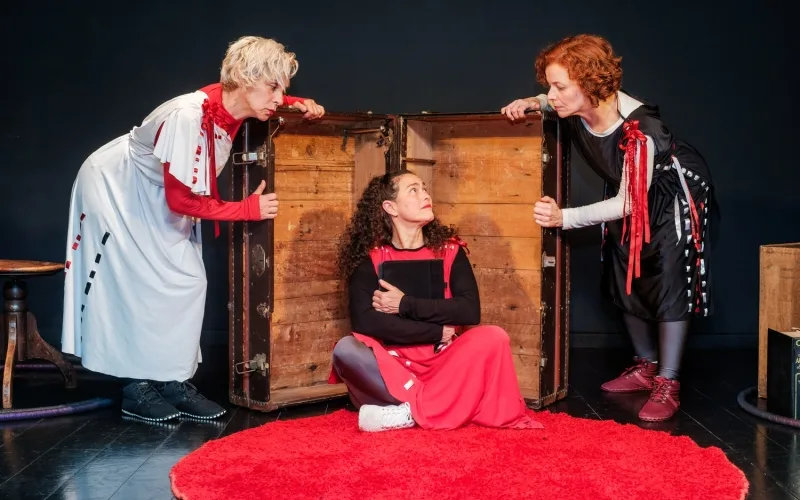 Companhia Arteira de Teatro, de Nova Friburgo, se apresenta no Rio de Janeiro em 22 de maio