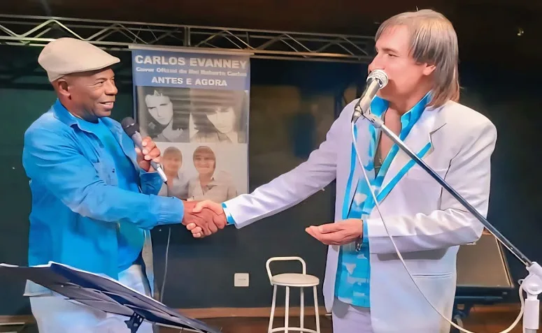 Valci Ferreira canta com Carlos Evanney no Rio de Janeiro