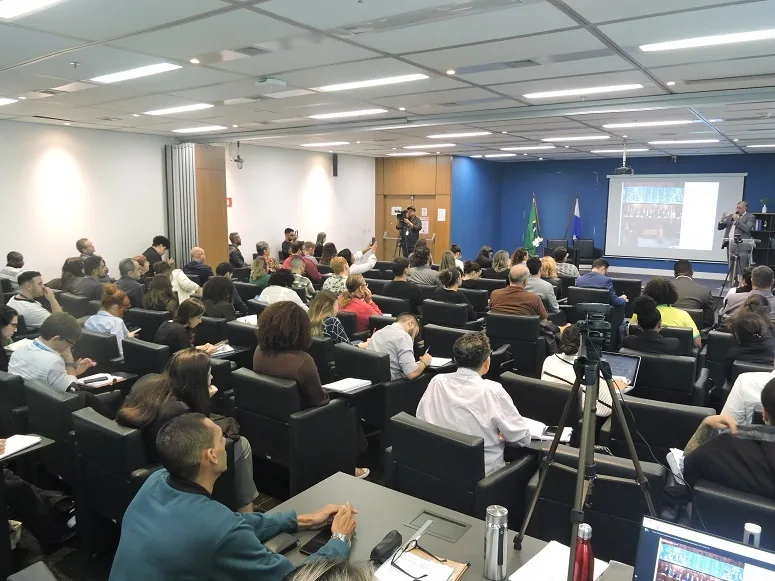 Eleições 2026: escola do legislativo promove ciclo de palestras sobre comunicação