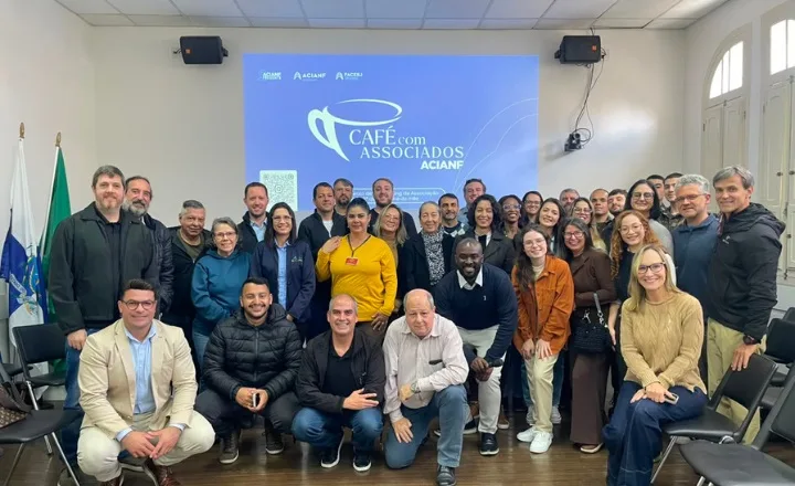 “Café com Associados’ em Nova Friburgo orienta sobre nova NR-1