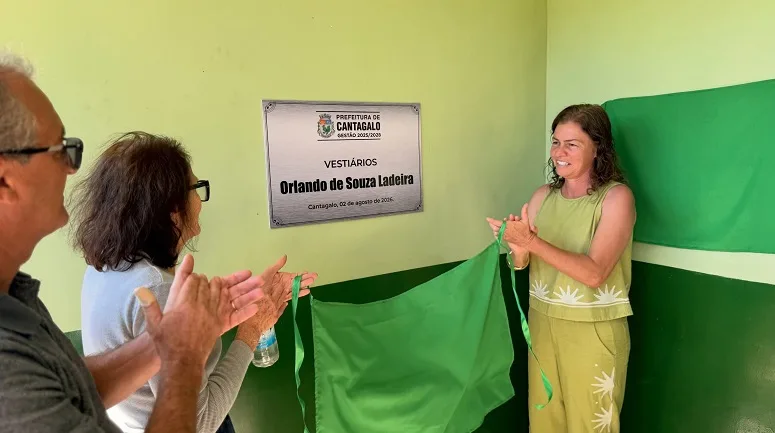 Prefeitura de Cantagalo inaugura novo estádio, vestiários e alambrado na Vila de Campo Alegre