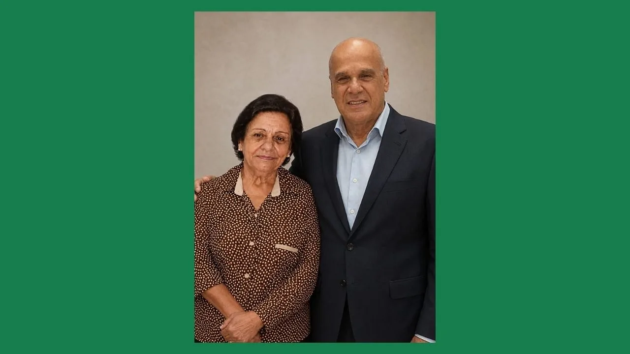 Trajano de Moraes se despede da professora Monclair Gomes de Souza