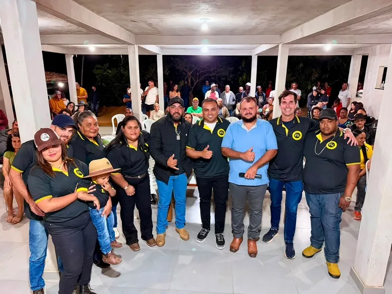 Deputado Luiz Lima participa de encontro com moradores de São Sebastião do Alto