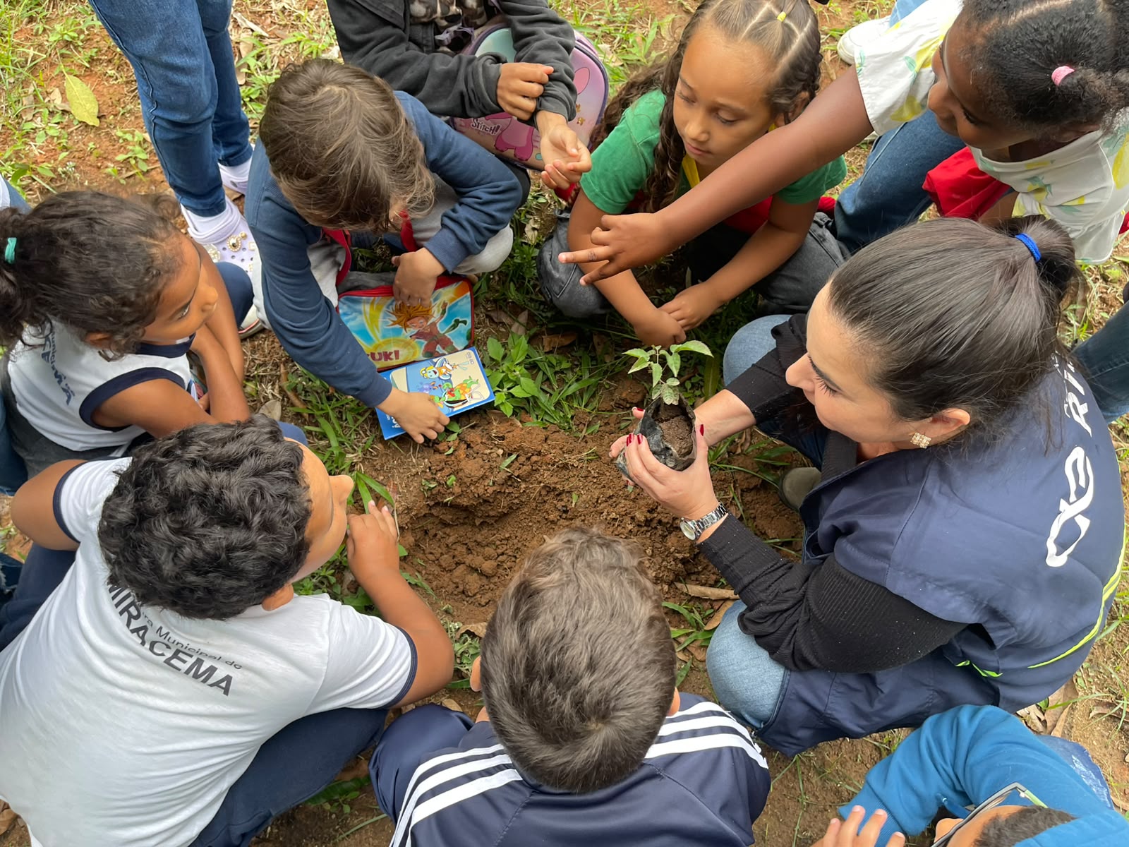 Estudantes da rede pública de Miracema visitam Estação de Tratamento de Esgoto da Águas do Rio