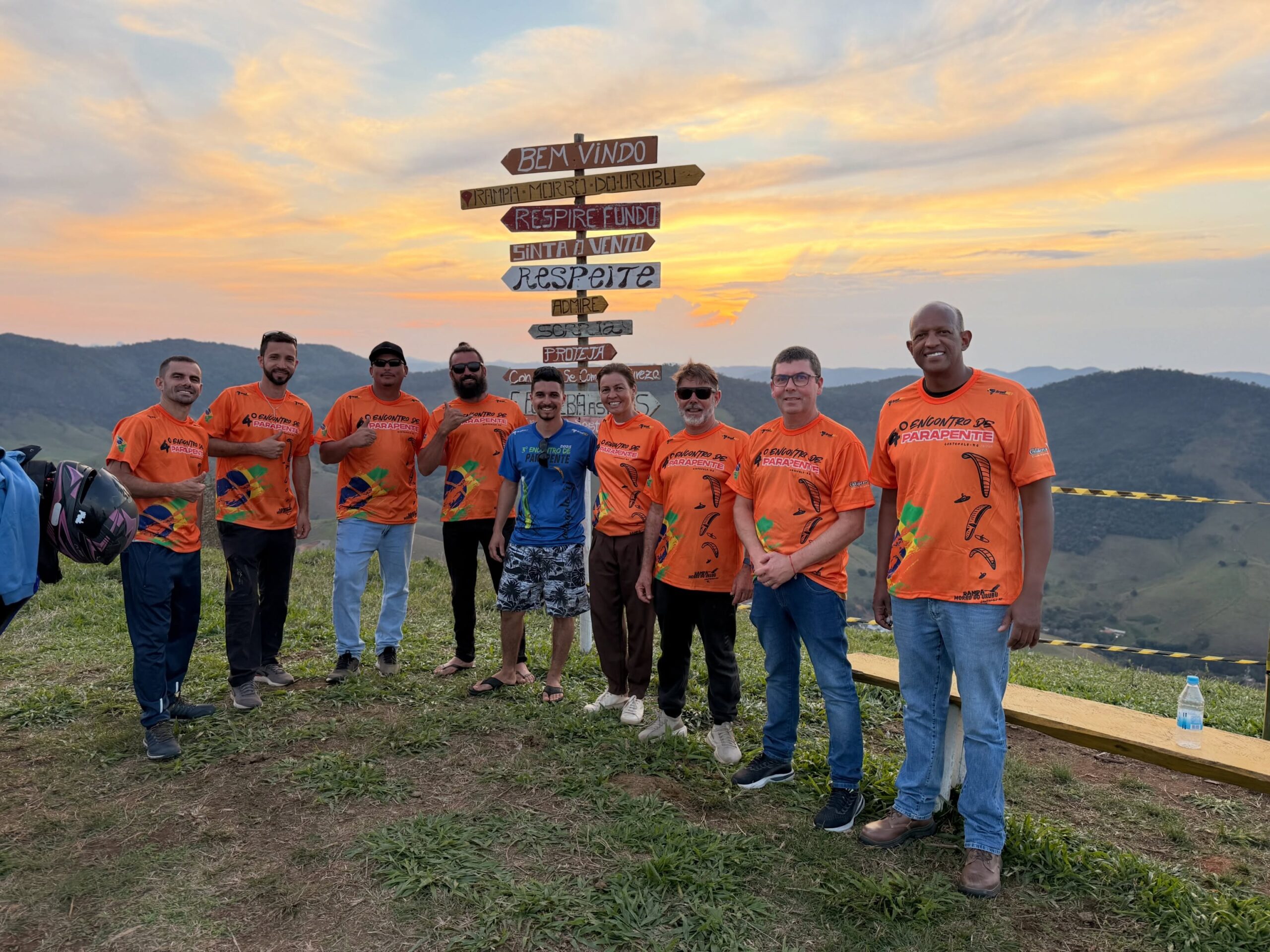 Cantagalo realiza quarto Encontro de Parapente
