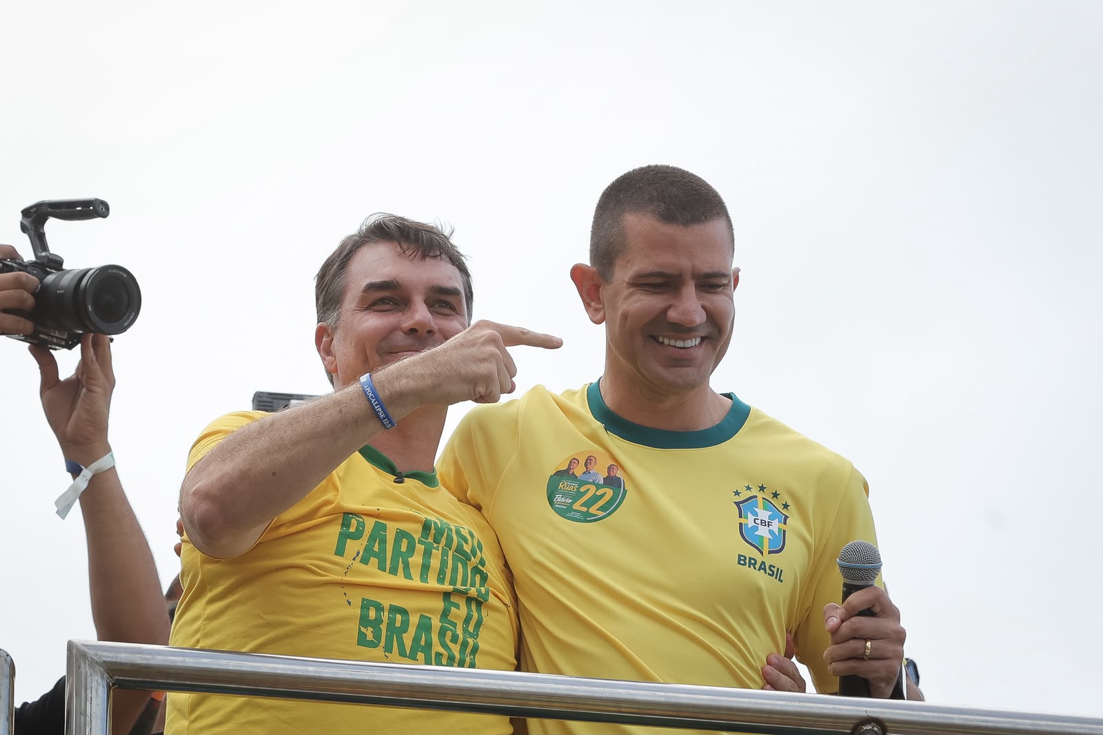 Flávio Bolsonaro e Douglas Ruas farão campanha pelo interior do estado do Rio