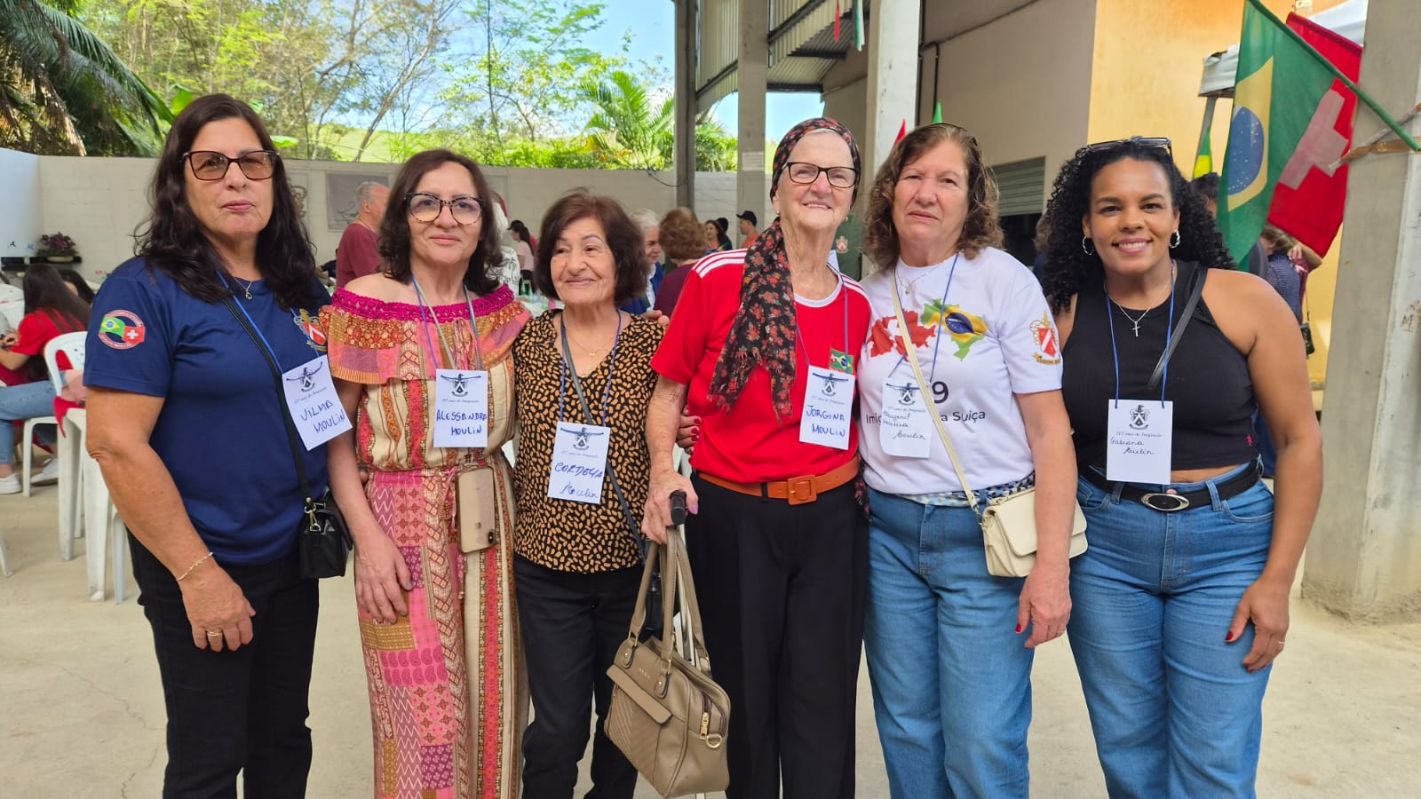 Descendentes participam de encontro da Família Lugon-Moulin